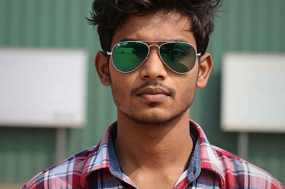 সান্যাল মাটিতে পড়েছেন উপবাসে নয়, পড়েছেন ওজন-মাপার মডেলে